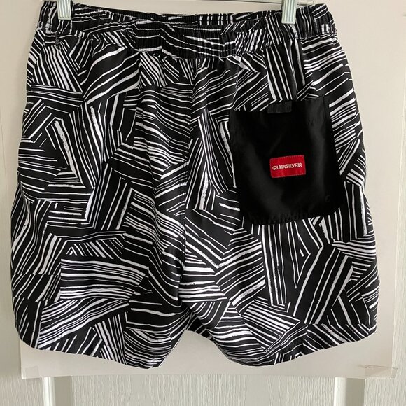 Quicksilver Mens Beach Volley Shorts Size Large 3 Pockets Retro Geometric Style. - Picture 7 of 13